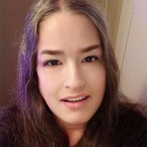 Meet your Posher, Debra